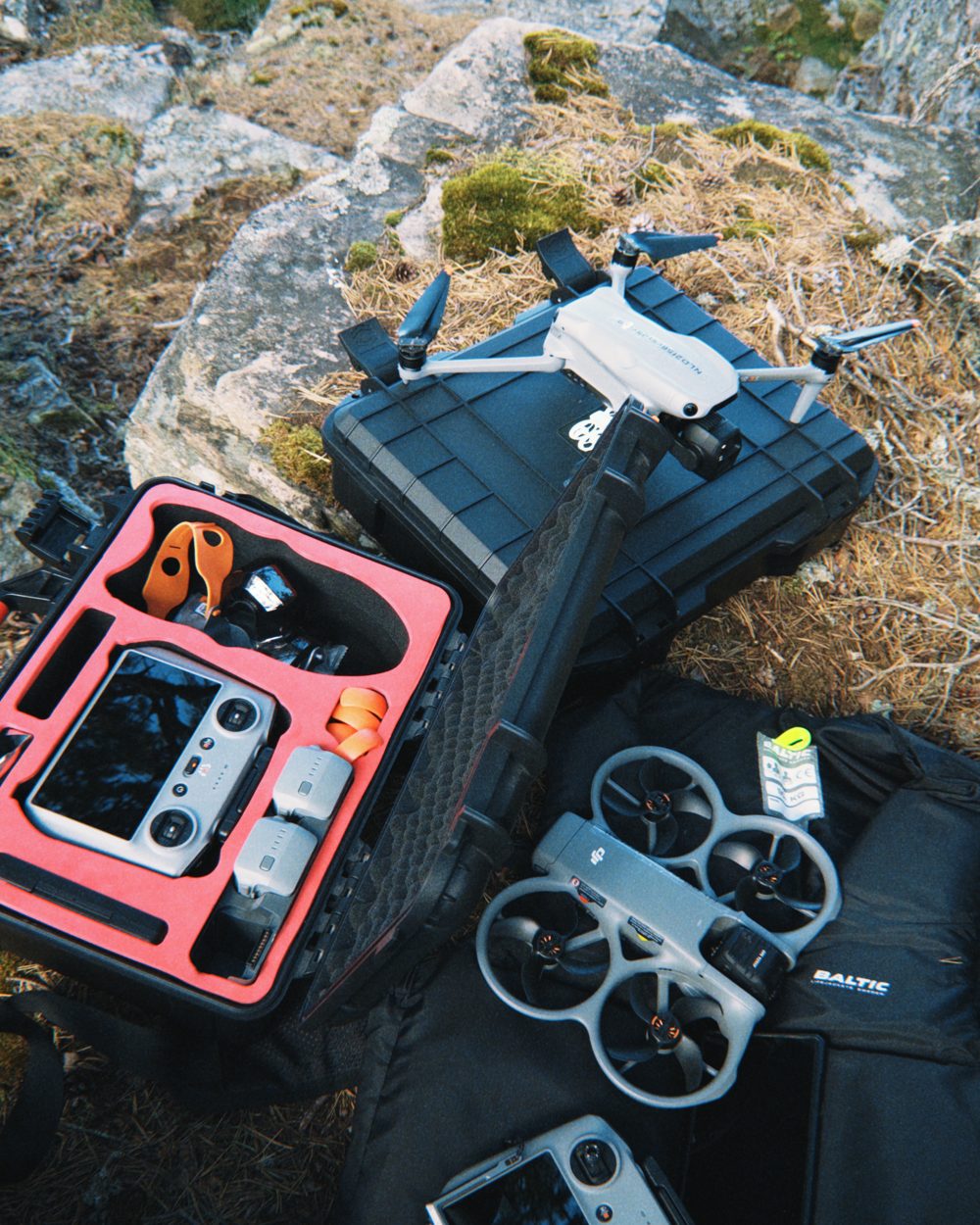 Drone en camera klaar voor de dag